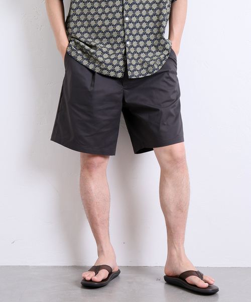 JOURNAL STANDARD(ジャーナルスタンダード)の「カラーTC OX 1タック ショーツ(その他パンツ・メンズ・クリアブラック/パープル/グリーン/オレンジ/ネイビー/ブラック/ベージュ/イエロー・MEDIUM/LARGE)」の3枚目の写真