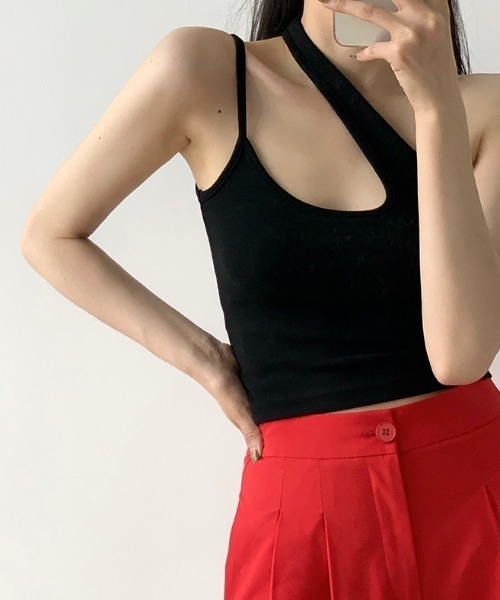 MANGROVE（マングローブ）の「アシンメトリーワンショルダーキャミソール（タンクトップ・レディース・ホワイト/ブラック・FREE）」の2枚目の写真