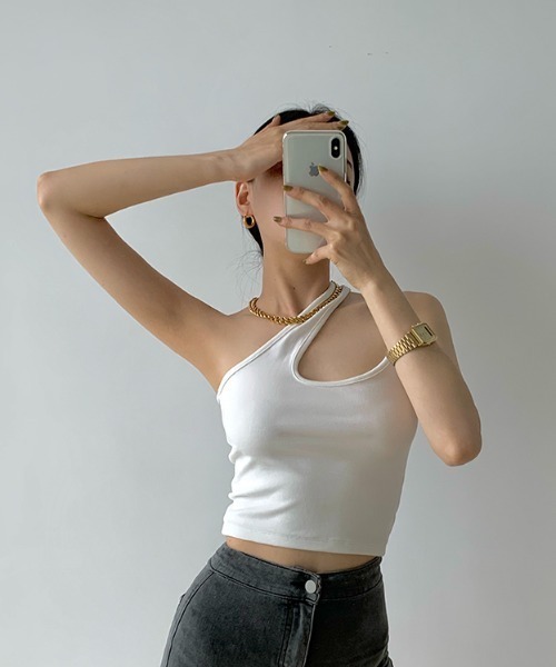 MANGROVE（マングローブ）の「アシンメトリーワンショルダーキャミソール（タンクトップ・レディース・ホワイト/ブラック・FREE）」の4枚目の写真