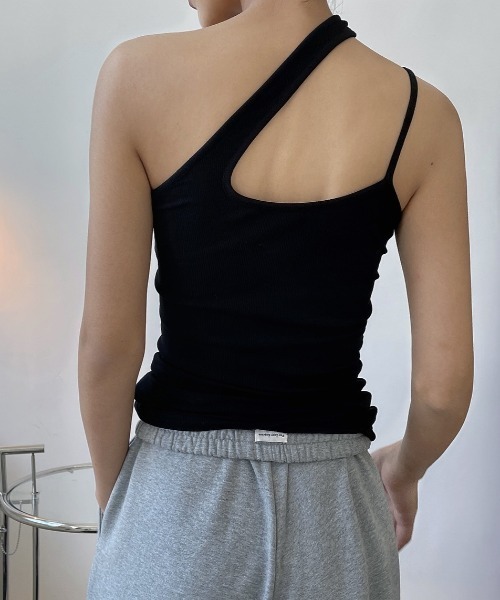 MANGROVE（マングローブ）の「アシンメトリーワンショルダーキャミソール（タンクトップ・レディース・ホワイト/ブラック・FREE）」の15枚目の写真