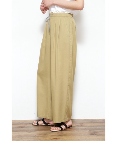 human woman(ヒューマンウーマン)の「◆≪arrive 5e≫ドロストリファロスパンツ(その他パンツ・レディース・ブラック/カーキ・MEDIUM)」の11枚目の写真