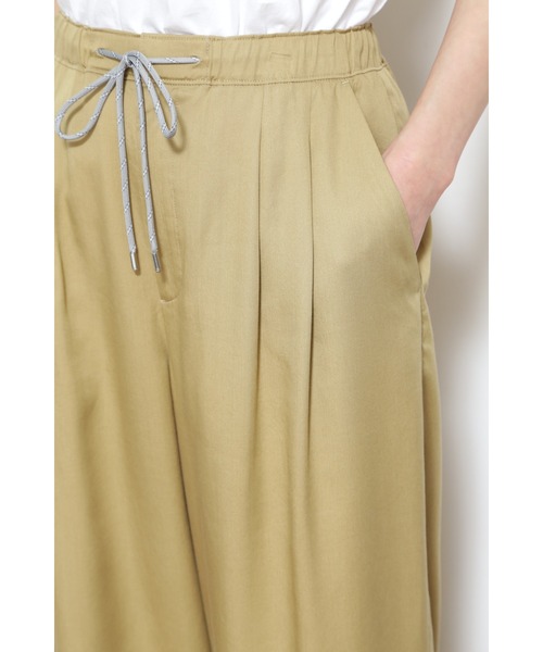 human woman(ヒューマンウーマン)の「◆≪arrive 5e≫ドロストリファロスパンツ(その他パンツ・レディース・ブラック/カーキ・MEDIUM)」の8枚目の写真