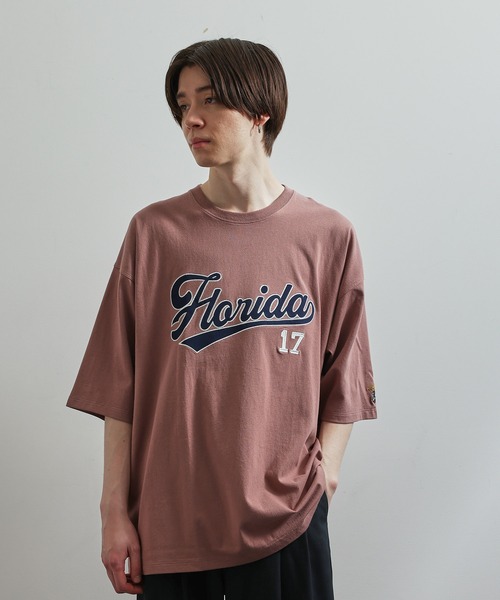 JUNRED(ジュンレッド)の「ワッペンカレッジ刺繍ルーズTシャツ(Tシャツ/カットソー・メンズ・ピンク/グリーン/ホワイト・M/L)」の2枚目の写真