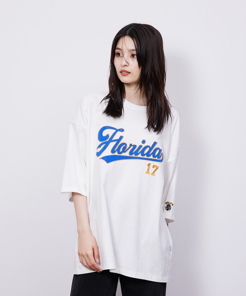 JUNRED(ジュンレッド)の「ワッペンカレッジ刺繍ルーズTシャツ(Tシャツ/カットソー・メンズ・ピンク/グリーン/ホワイト・M/L)」の22枚目の写真