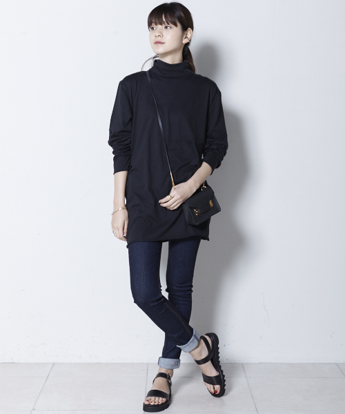 Sophie Hulme(ソフィーヒュルム)の「SOPHIE HULME ナノエンベロープショルダーバック(ショルダーバッグ・レディース・ブラック/ライトピンク/エンジ・FREE)」の16枚目の写真