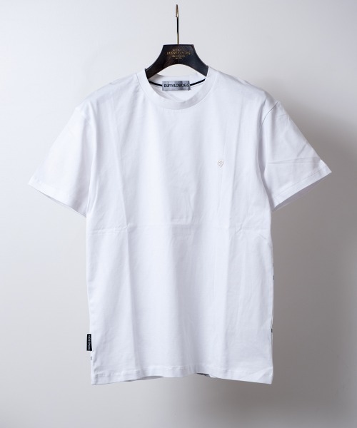Buffalo Bobs(バッファローボブズ)の「RUFFLED ROSE(ラッフルド ローズ)クルーネック ロゴ Tシャツ(Tシャツ/カットソー・メンズ・ホワイト/ブラック/ブルー系その他・1-2/2-3/3-4)」の4枚目の写真