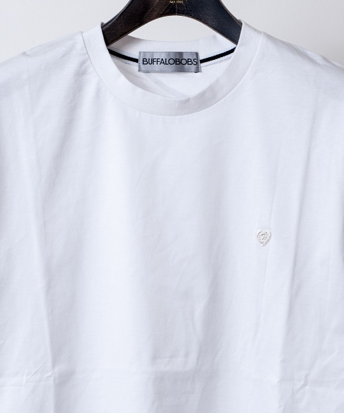 Buffalo Bobs(バッファローボブズ)の「RUFFLED ROSE(ラッフルド ローズ)クルーネック ロゴ Tシャツ(Tシャツ/カットソー・メンズ・ホワイト/ブラック/ブルー系その他・1-2/2-3/3-4)」の6枚目の写真