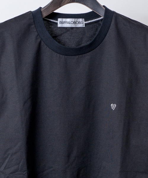 Buffalo Bobs(バッファローボブズ)の「RUFFLED ROSE(ラッフルド ローズ)クルーネック ロゴ Tシャツ(Tシャツ/カットソー・メンズ・ホワイト/ブラック/ブルー系その他・1-2/2-3/3-4)」の11枚目の写真