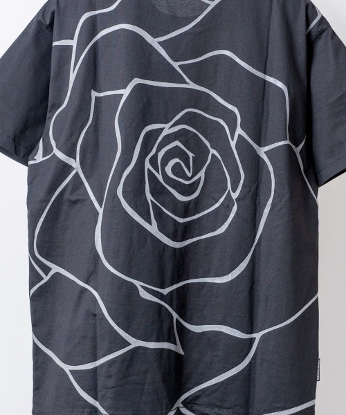 Buffalo Bobs(バッファローボブズ)の「RUFFLED ROSE(ラッフルド ローズ)クルーネック ロゴ Tシャツ(Tシャツ/カットソー・メンズ・ホワイト/ブラック/ブルー系その他・1-2/2-3/3-4)」の12枚目の写真