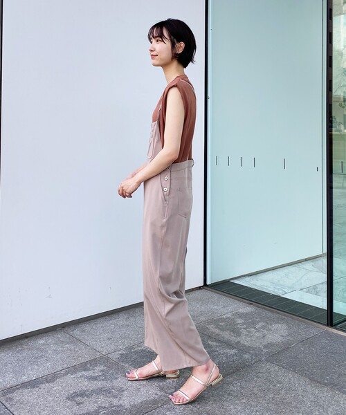 OPAQUE.CLIP（オペークドットクリップ）の「◆ストレッチツイル サロペット【WEB限定サイズ】（サロペット/オーバーオール・レディース・ブラック/サンドベージュ・36/38/40）」の7枚目の写真