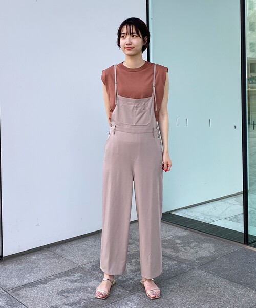 OPAQUE.CLIP（オペークドットクリップ）の「◆ストレッチツイル サロペット【WEB限定サイズ】（サロペット/オーバーオール・レディース・ブラック/サンドベージュ・36/38/40）」の12枚目の写真