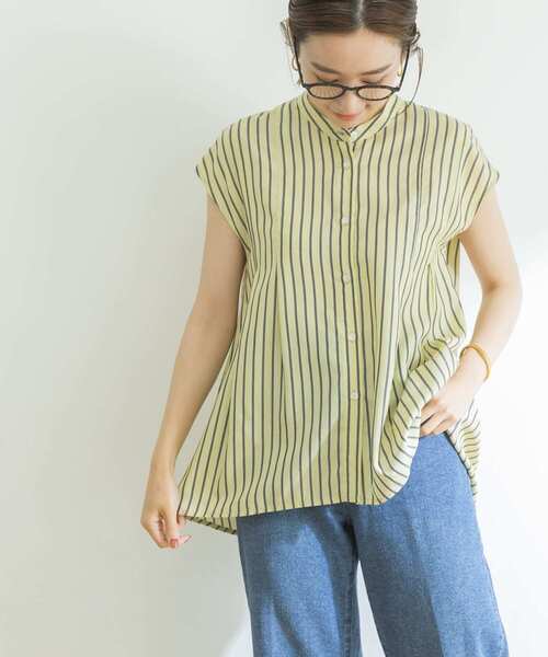 URBAN RESEARCH（アーバンリサーチ）の「ストライプタックブラウス（シャツ/ブラウス・レディース・イエロー/グリーン系その他/ブルー系その他・FREE）」の3枚目の写真