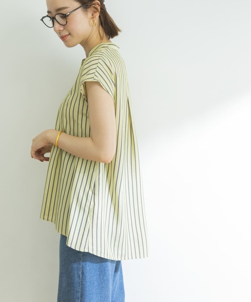 URBAN RESEARCH（アーバンリサーチ）の「ストライプタックブラウス（シャツ/ブラウス・レディース・イエロー/グリーン系その他/ブルー系その他・FREE）」の5枚目の写真