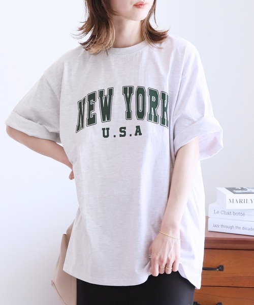 reca（レカ）の「カレッジロゴオーバーサイズTシャツ（Tシャツ/カットソー・レディース・ベージュ/ネイビー/グレー・FREE）」の2枚目の写真
