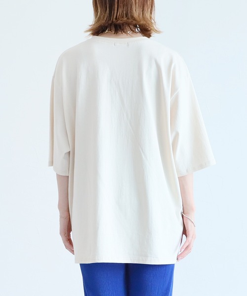 reca（レカ）の「カレッジロゴオーバーサイズTシャツ（Tシャツ/カットソー・レディース・ベージュ/ネイビー/グレー・FREE）」の8枚目の写真