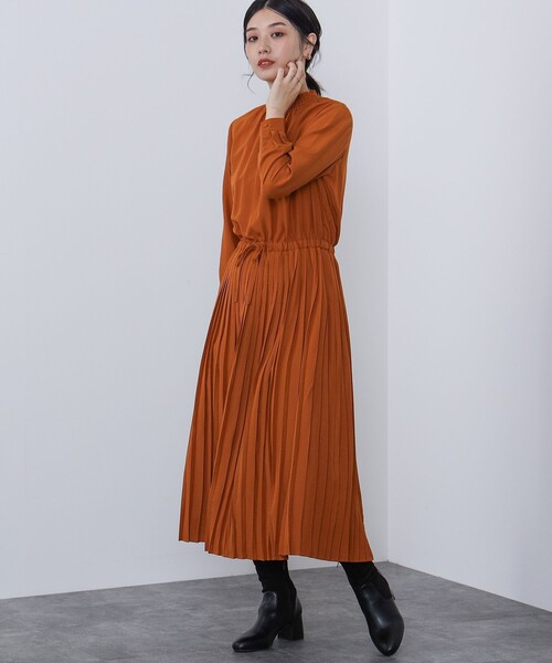 BEAMS HEART(ビームスハート)の「BEAMS HEART / ハイネック プリーツ 切替ワンピース(ワンピース・レディース・その他/グリーン系その他/オレンジ系その他/ワイン・FREE)」の5枚目の写真