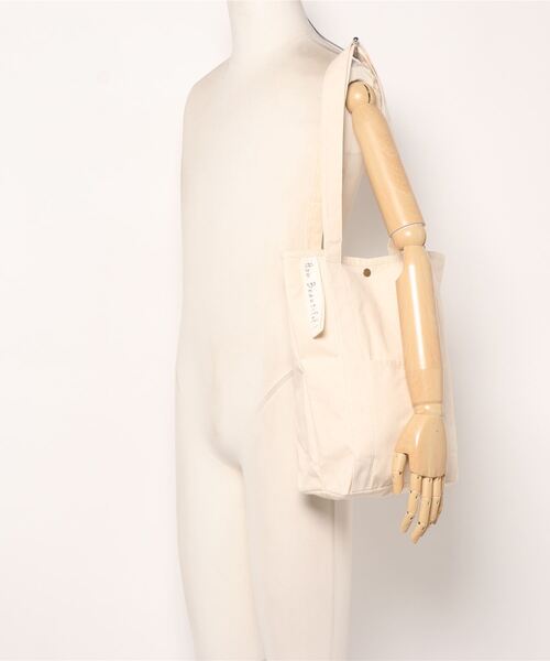 LBC（エルビーシー）の「LBC刺繍カラートートバッグ（トートバッグ・レディース・オフホワイト/グリーン/ピンク・FREE）」の7枚目の写真