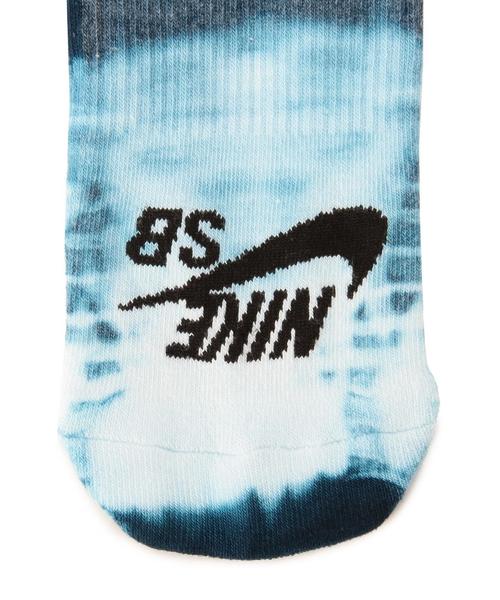 EN ROUTE（アンルート）の「NIKE SB（ナイキSB） タイダイスケートソックス（ソックス/靴下・メンズ・ロイヤルブルー・LARGE/SMALL/MEDIUM）」の4枚目の写真