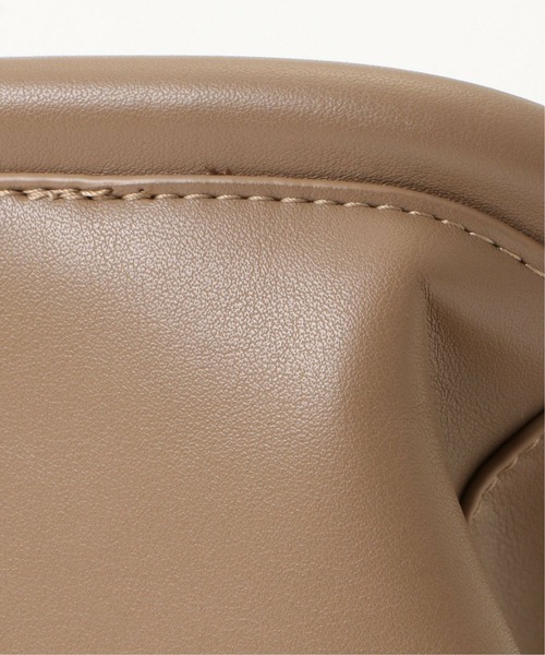 notch.（ノッチ）の「ガマ口ショルダーバッグ（ショルダーバッグ・レディース・ブラウン/ブラック・ONESIZE）」の16枚目の写真