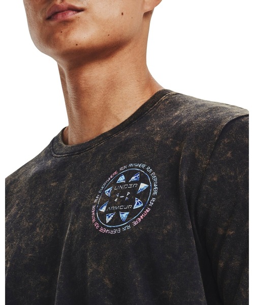 UNDER ARMOUR（アンダーアーマー）の「UAランエニウェア ショートスリーブTシャツ（ランニング/メンズ）（Tシャツ/カットソー・メンズ・ブラック・M/S/XXL/L/XL）」の4枚目の写真