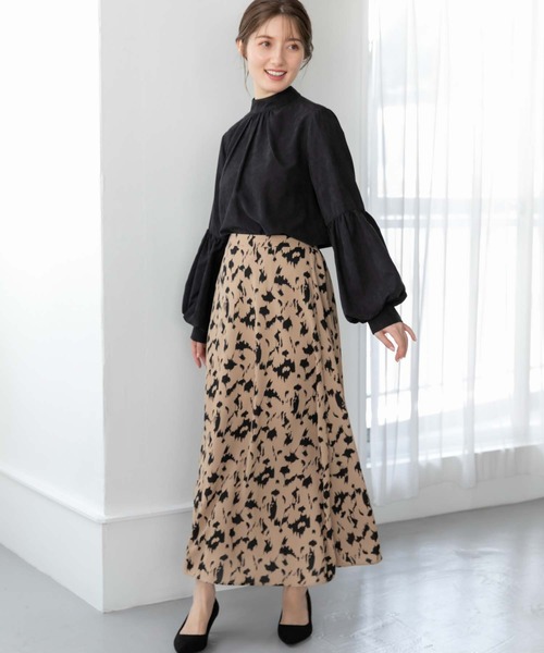 fifth(フィフス)の「スエードライクボリュームスリーブブラウス(シャツ/ブラウス・レディース・ブラック/ベージュ/ブルー・M)」の8枚目の写真