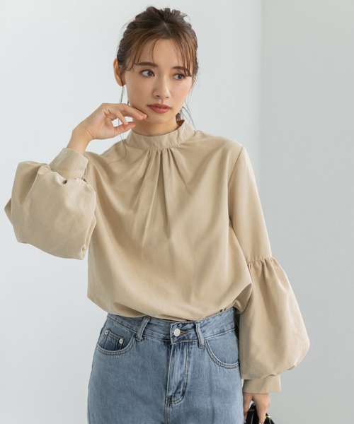 fifth(フィフス)の「スエードライクボリュームスリーブブラウス(シャツ/ブラウス・レディース・ブラック/ベージュ/ブルー・M)」の11枚目の写真