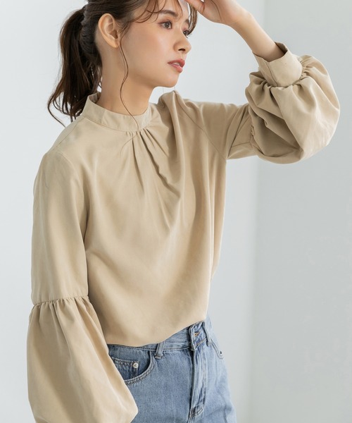 fifth(フィフス)の「スエードライクボリュームスリーブブラウス(シャツ/ブラウス・レディース・ブラック/ベージュ/ブルー・M)」の12枚目の写真