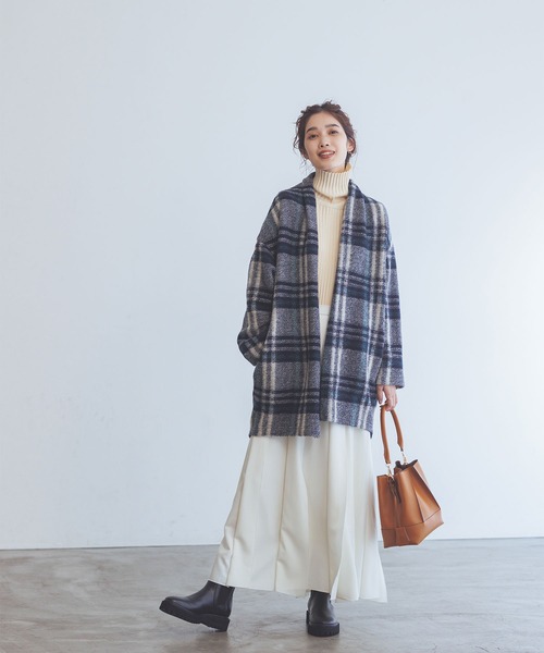 Gready Brilliant（グレディブリリアン）の「トラックソールサイドゴアブーツ（ブーツ・レディース・ブラック/ベージュ・36/37/38）」の6枚目の写真