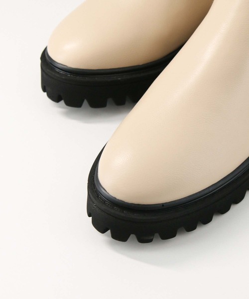 Gready Brilliant（グレディブリリアン）の「トラックソールサイドゴアブーツ（ブーツ・レディース・ブラック/ベージュ・36/37/38）」の17枚目の写真