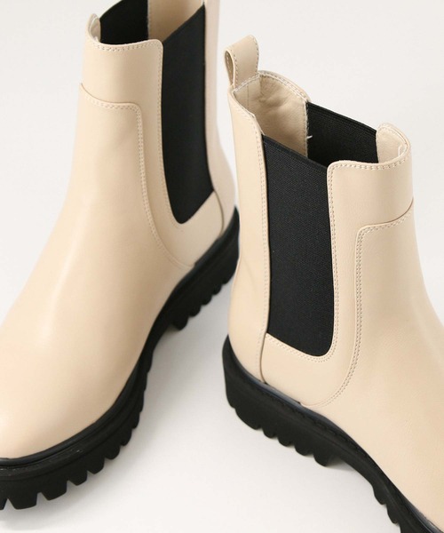 Gready Brilliant（グレディブリリアン）の「トラックソールサイドゴアブーツ（ブーツ・レディース・ブラック/ベージュ・36/37/38）」の16枚目の写真