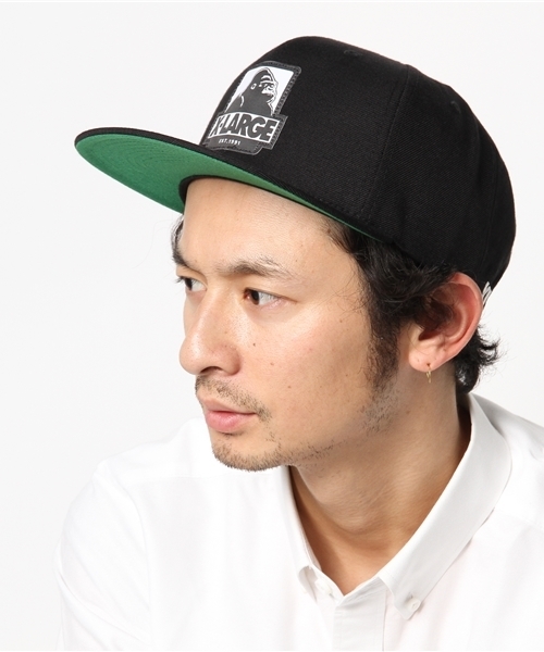 XLARGE（エクストララージ）の「EST OG CAP（キャップ・メンズ・ブラック/シルバー/ブルー・ONE SIZE）」の4枚目の写真