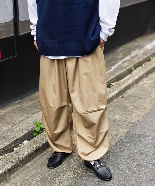 PUBLUX(パブリュクス)の「【PUBLUX/パブリュクス】 スノーカモパンツ/スノーパンツ/ワイドスノーパンツ/ワイドパンツ/カーゴパンツ/ミリタリーパンツ(カーゴパンツ・メンズ・ホワイト/ブラック/ベージュ/カーキ・SMALL/MEDIUM/LARGE)」の4枚目の写真