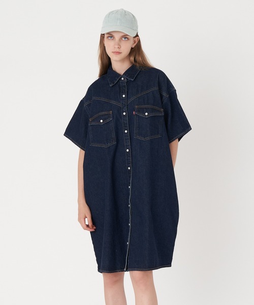 Levi's(リーバイス)の「Levi's/リーバイス ウエスタンシャツワンピース INDIGO RINSE(ワンピース・レディース・インディゴブルー・S/M/XS)」の1枚目の写真