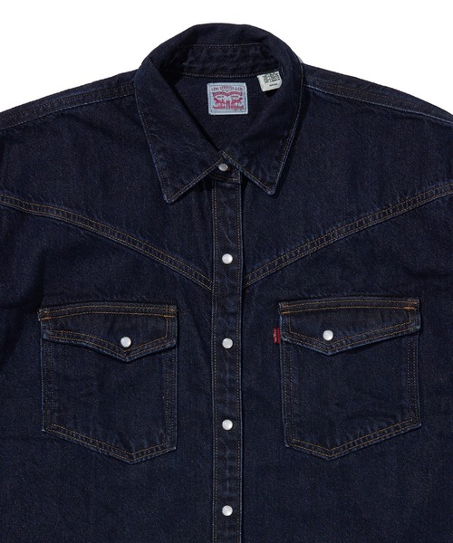 Levi's(リーバイス)の「Levi's/リーバイス ウエスタンシャツワンピース INDIGO RINSE(ワンピース・レディース・インディゴブルー・S/M/XS)」の11枚目の写真
