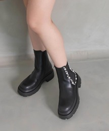 RANDA（ランダ）の「パール×スタッズサイドゴアブーツ（ブーツ）」