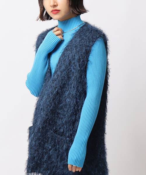 JOINT WORKS(ジョイントワークス)の「リブインナータートルプルオーバーニット(ニット/セーター・レディース・ブルー系その他/レッド/ホワイト/ブラック・FREE)」の4枚目の写真