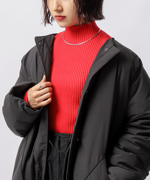 JOINT WORKS(ジョイントワークス)の「リブインナータートルプルオーバーニット(ニット/セーター・レディース・ブルー系その他/レッド/ホワイト/ブラック・FREE)」の1枚目の写真