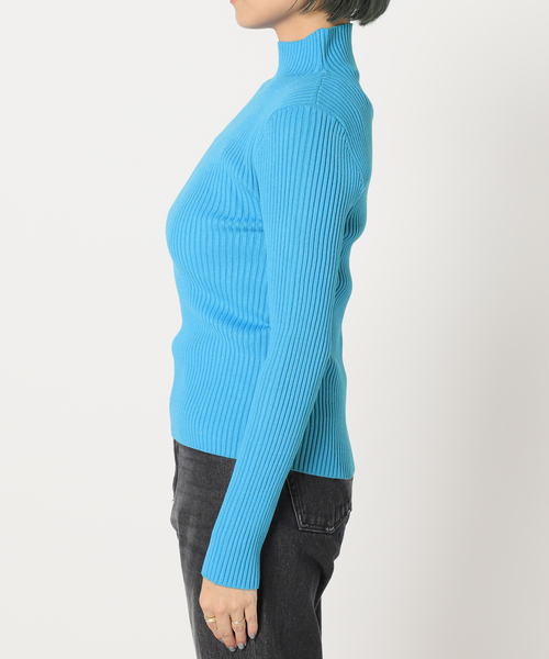 JOINT WORKS(ジョイントワークス)の「リブインナータートルプルオーバーニット(ニット/セーター・レディース・ブルー系その他/レッド/ホワイト/ブラック・FREE)」の21枚目の写真