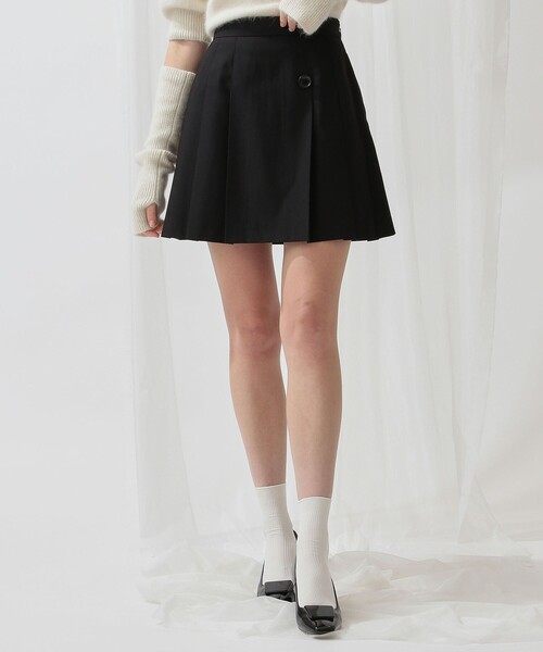 DEICY（デイシー）の「タックプリーツミニスカート（スカート・レディース・オフホワイト/ブラック/ピンク・1/0）」の4枚目の写真