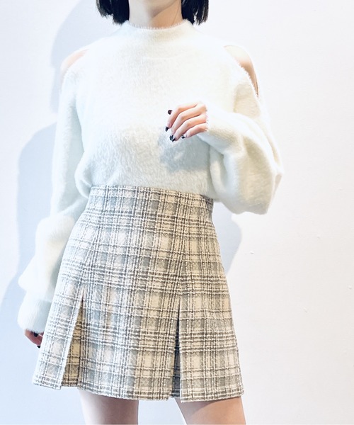 NOMAE(ノーマエ)の「ショルダーオープンフェザーニット(ニット/セーター・レディース・ホワイト/ライトグレー/ベージュ/ライトピンク・FREE)」の20枚目の写真