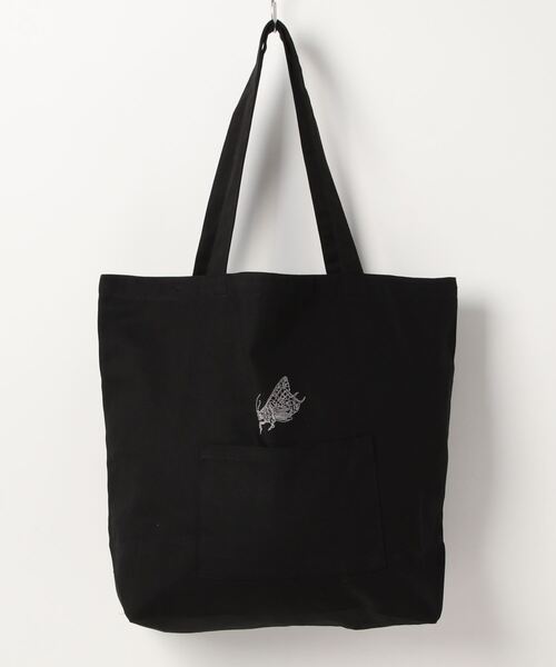 GENXDER(ノンジェンダー)の「【genxder】ユニセックス大容量オリジナル蝶々刺繍トートバッグ(トートバッグ・メンズ・ダークグレー/グレー系その他/グレー系その他2/グリーン系その他2/ベージュ系その他/ブラック系その他/カーキ/グレー/ベージュ/ブラック・FREE)」の2枚目の写真