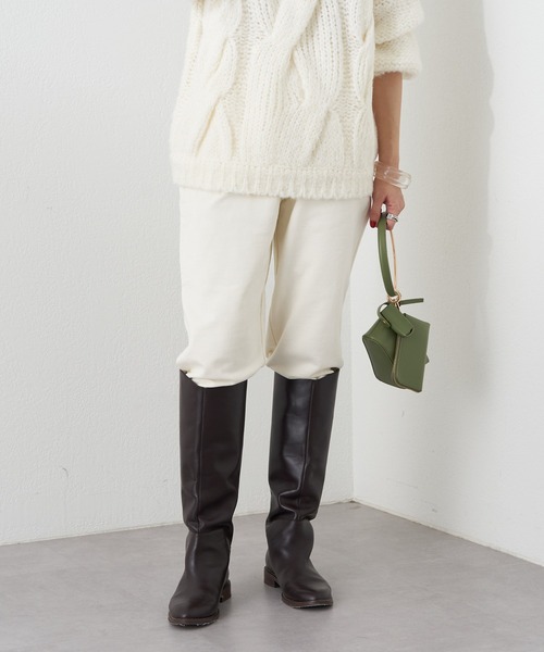 SHENERY（シーナリー）の「スリットスウェットパンツ（スウェットパンツ・レディース・アイボリー/ライトグレー・FREE）」の3枚目の写真