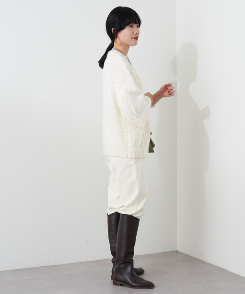 SHENERY（シーナリー）の「スリットスウェットパンツ（スウェットパンツ・レディース・アイボリー/ライトグレー・FREE）」の17枚目の写真