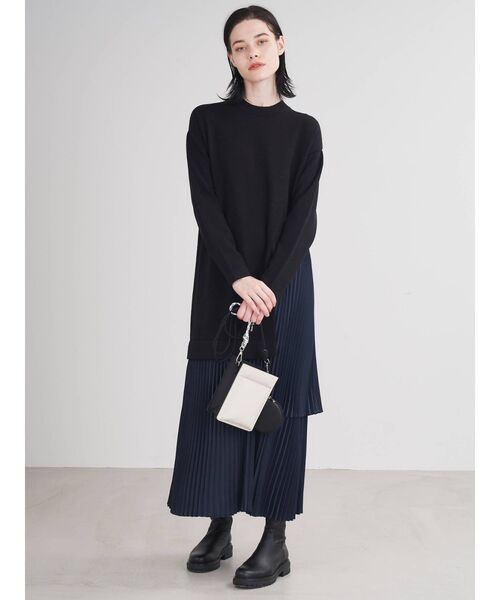 ELENDEEK(エレンディーク)の「ニットミックスプリーツティアードワンピース(ワンピース・レディース・グレー/ブラック/ベージュ・01/02)」の10枚目の写真