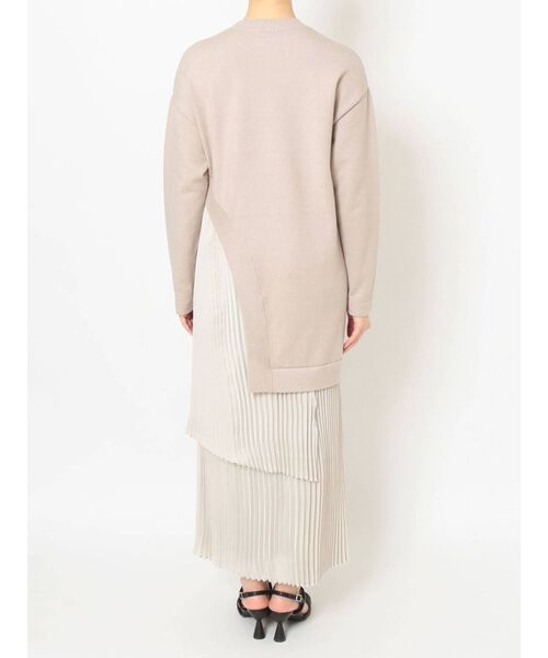 ELENDEEK(エレンディーク)の「ニットミックスプリーツティアードワンピース(ワンピース・レディース・グレー/ブラック/ベージュ・01/02)」の8枚目の写真