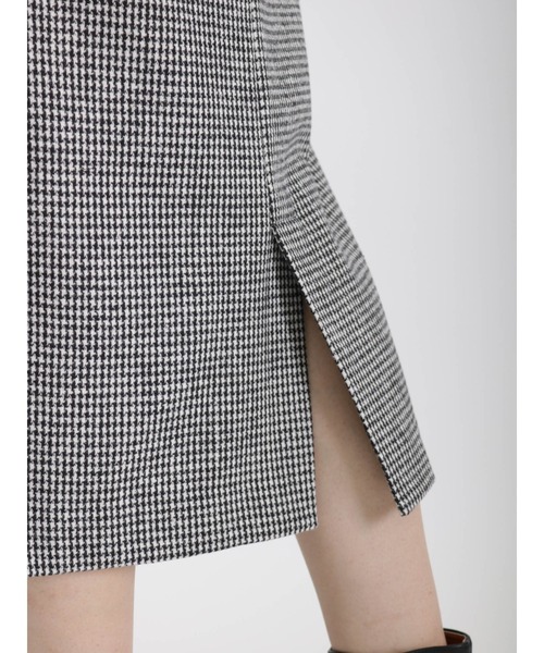 Te chichi（テチチ）の「ヘリンボーン＆千鳥ポケットタイトスカート（スカート・レディース・チャコール/ネイビー/オフホワイト・MEDIUM/SMALL）」の11枚目の写真