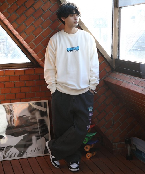 8(eight)(エイト)の「タギングロゴトレーナー(スウェット・メンズ・ブラック/パープル/ホワイト/ブルー・MEDIUM/LARGE)」の12枚目の写真