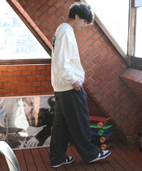 8(eight)(エイト)の「タギングロゴトレーナー(スウェット・メンズ・ブラック/パープル/ホワイト/ブルー・MEDIUM/LARGE)」の20枚目の写真