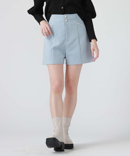 archives(アルシーヴ)の「ハイウエストショートパンツ(その他パンツ・レディース・ベージュ/ブラック/ブルー・MEDIUM)」の2枚目の写真