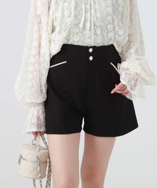 archives(アルシーヴ)の「ハイウエストショートパンツ(その他パンツ・レディース・ベージュ/ブラック/ブルー・MEDIUM)」の3枚目の写真